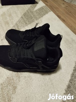 Jordan 4 black cat
