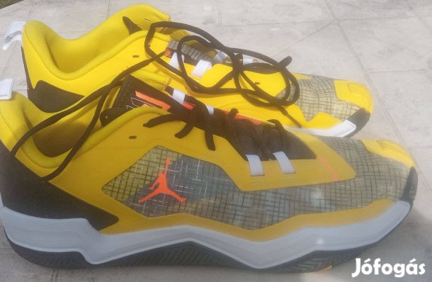 Jordan Márkájú sportcipő