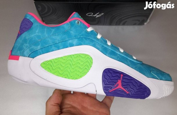 Jordan Tatum 2 Gpx ( 42,5 - 27cm ) új cipő