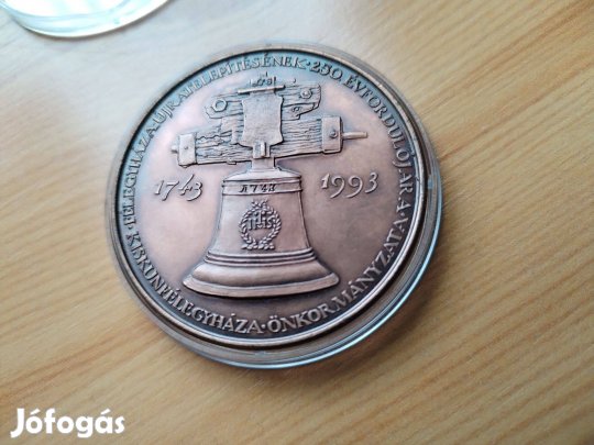 Jubileumi bronz emlékérem "Kiskunfélegyháza" 1743-1993 szép