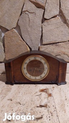 Junghans kandalló óra