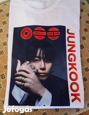 Jungkook BTS mintás póló