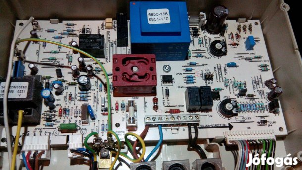 Junkers gázkazán vezérlőpanel elektronika javítás