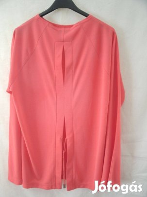 Jürgen Michaelsen korall színű hátán nyitott "L" méret