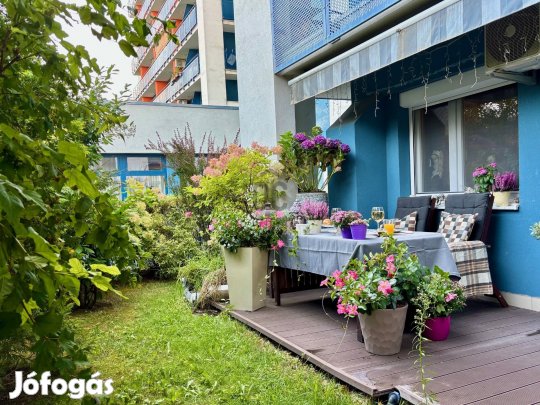 KERTKAPCSOLATOS  2 SZOBÁS LAKÁS ELADÓ A III. KERÜLETI METRODOM YOUNG L