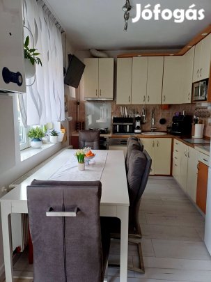 KÉT LAKÁS, KÉT ÉLETTÉR  DUPLAKOMFORTOS, AZONNAL KÖLTÖZHETŐ INGATLAN P