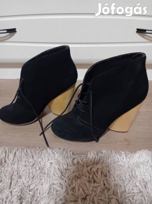KG by Kurt Geiger fekete velúr bokacsizma