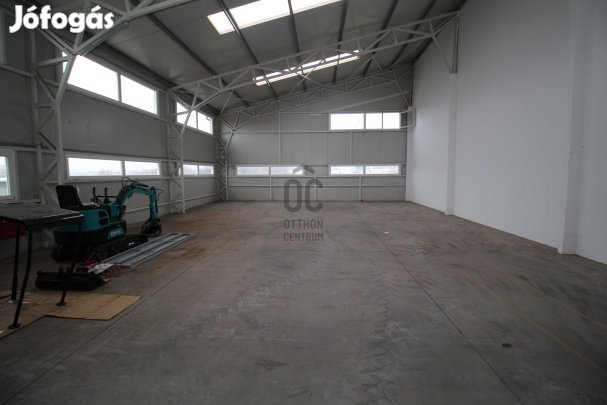 KIADÓ ipari csarnokok Nagytarcsán!