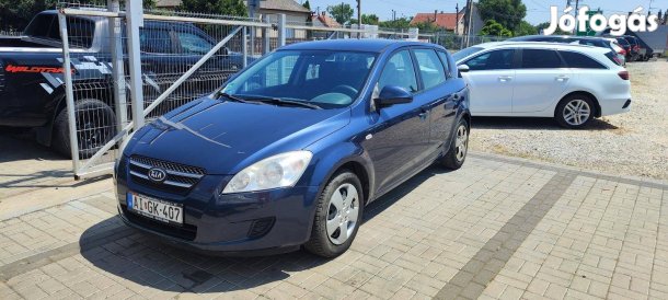 KIA CEE'D 1.4 EX Limited