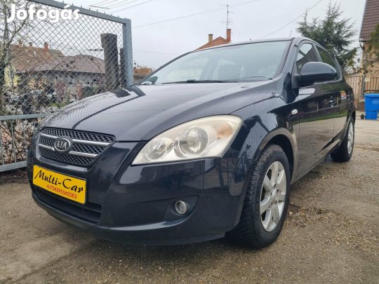 KIA CEE'D 1.6 EX Friss Szerviz.Digitklíma.Kitűn...