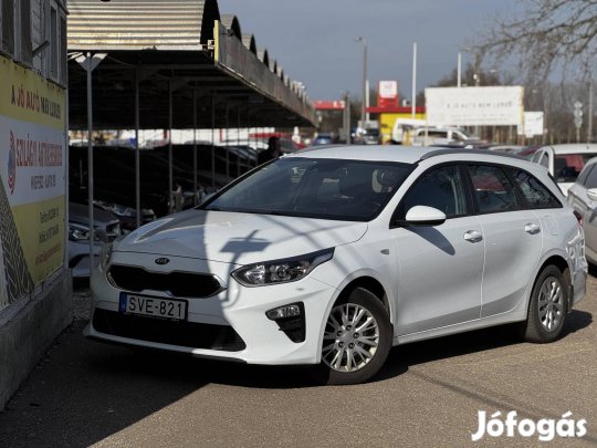 KIA CEE'D Ceed 1.6 CRDi HP Hybrid Silver ITT és...