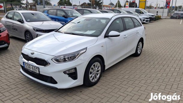 KIA CEE'D Ceed SW 1.6 CRDi HP Hybrid Bronze Mo....