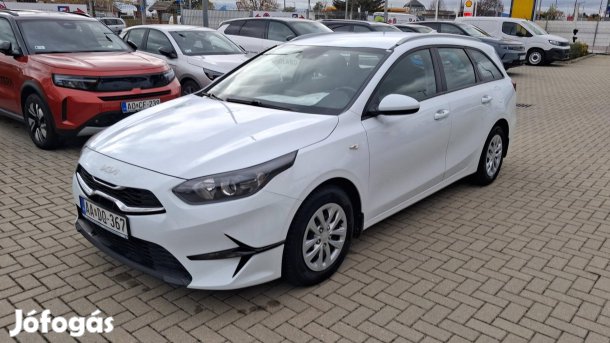 KIA CEE'D Ceed SW 1.6 CRDi HP Hybrid Silver Mo....