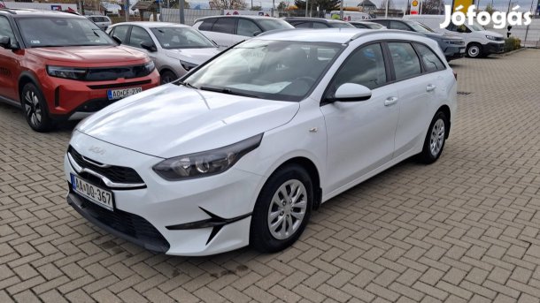 KIA CEE'D Ceed SW 1.6 CRDi HP Hybrid Silver Mo....