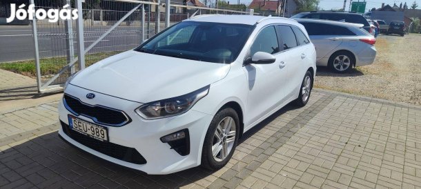 KIA CEE'D Ceed SW 1.6 CRDi LP Silver Garancia....
