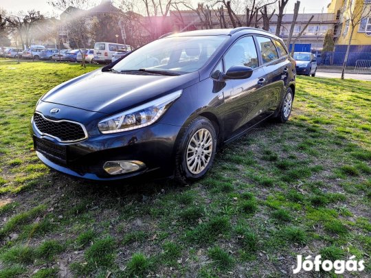 KIA CEE'D SW 1.6 CRDI LX Klíma friss műszaki vo...