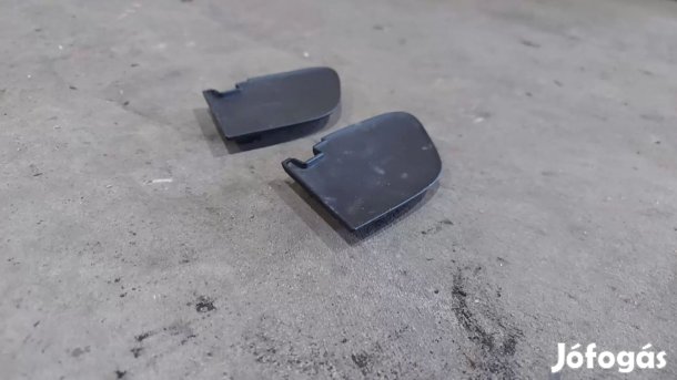 KIA Ceed Ceed 12- Bal hátsó ajtókárpit kilincs csavar takaró 0309