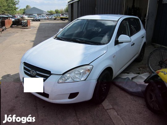 KIA Ceed bontott használt alkatrészek
