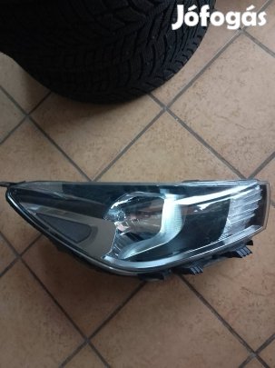 KIA Rio 4 YB Halogén lámpa kitűnő 2917-2021 ig.
