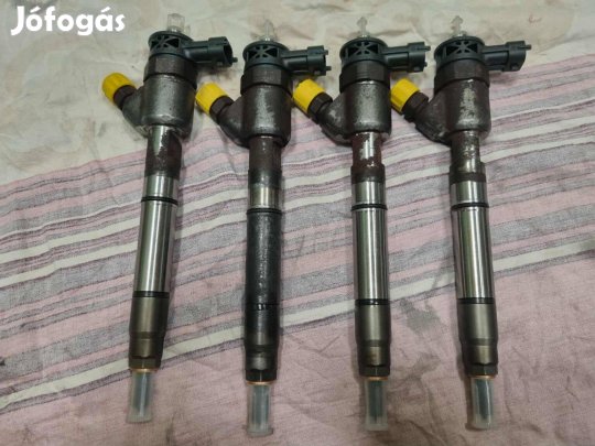 KIA / Hyundai gyári Bosch porlasztók /33800-2A610/