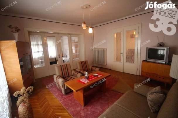 KISKŐRÖSÖN HÁROM SZOBÁS CSALÁDI HÁZ ELADÓ!