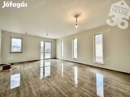 KÖLTÖZZÖN ÚJ HÁZBA A LEGRÖVIDEBB IDŐ ALATT!