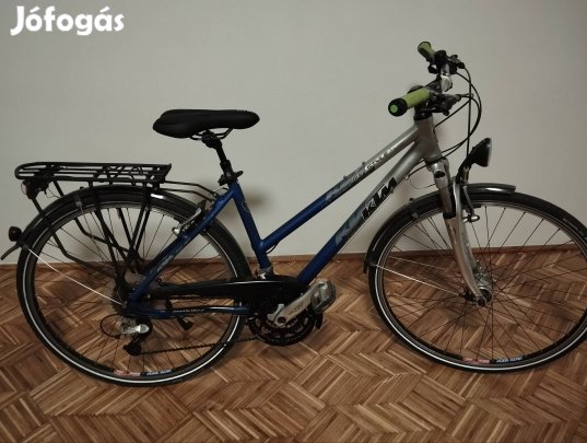 KTM 28 agydinamós trekking kerékpár deore xt integrált hajtás