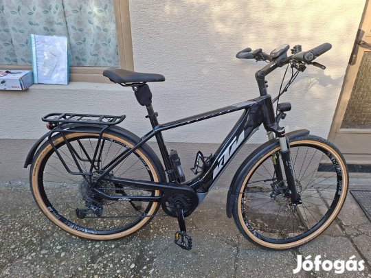 KTM 28-as férfi elektromos kerékpár ingyen futár 