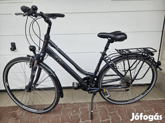 KTM Fun Street 28-as trekking kerékpár.