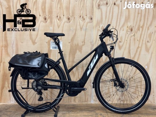 KTM Power Sport 10 elektromos kerékpár Shimano Deore 2022