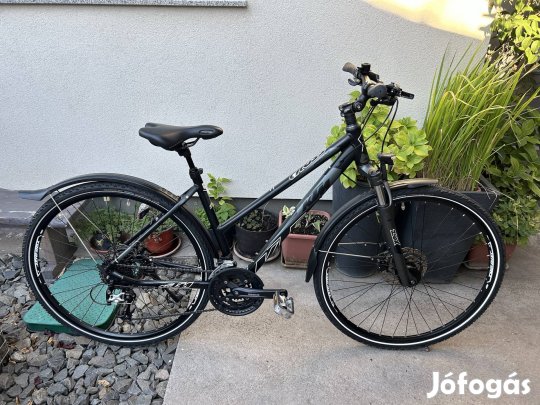 KTM  Cross Road 28" alu trekking női  (46) kerékpár 