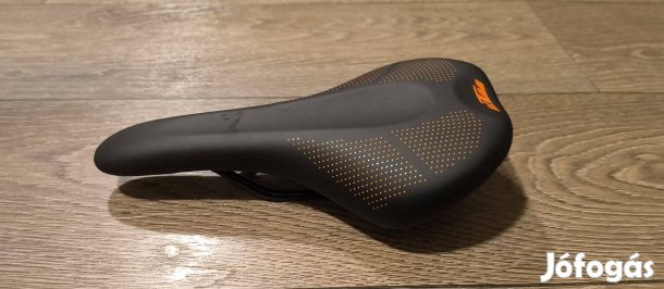 KTM kerékpár nyereg eladó!