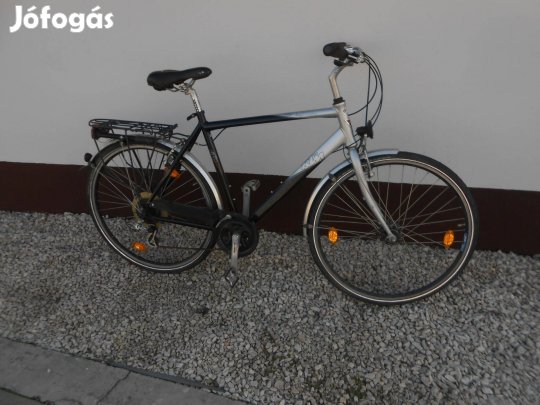 KTM life joy 28" trekking agydinamós férfi kerékpár