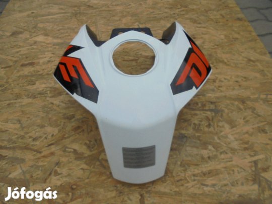 KTM tank idom jó állapotban eladó