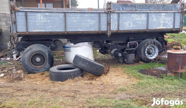 Kässbohrer pótkocsi