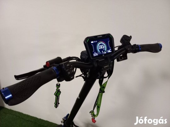 Kaabo Mantis X elektromos roller