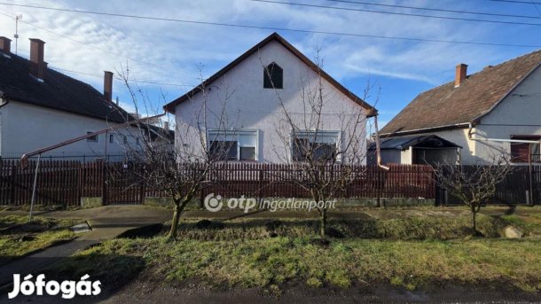 Kabai 90 nm-es ház eladó