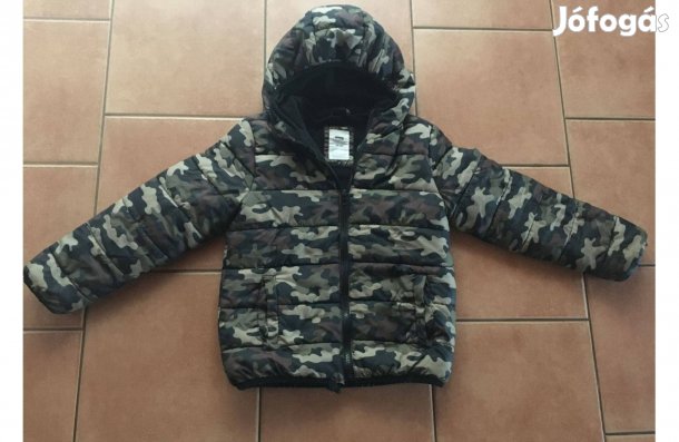Kabát vastag puha béléssel! 134-es
