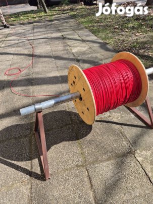 Kábeldob tartó/letekerő