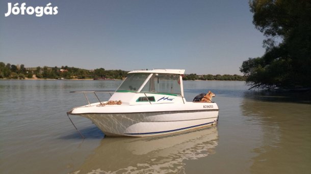 Kabinos Kishajó Eladó!