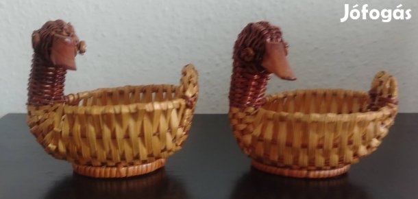 Kacsa formájú, fonott kosár pár 
