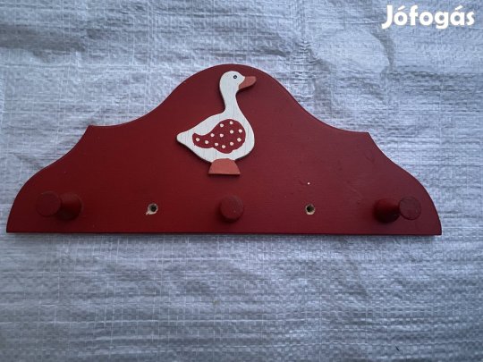 Kacsa mintás fali kulcstartó fából