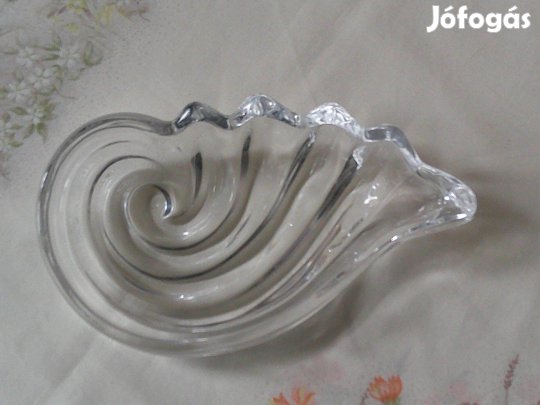 Kagyló, csiga alakú öntött üveg ékszertartó, kínáló, tálka