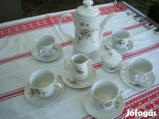 Kahla porcelán az NDK-ból Teás készlet