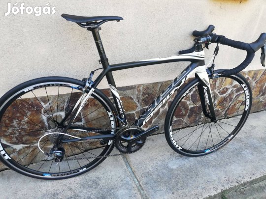 Kaiser Cirrus carbon országúti kerékpár