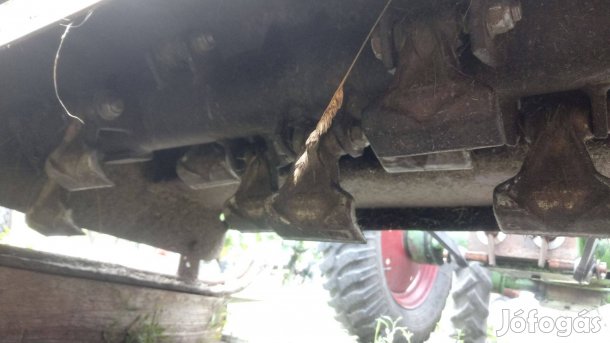 Kalapácsos szárzúzó 1m-es munkaszélesség új kalapácsokkal