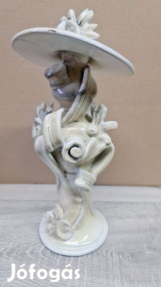 Kalapos hölgy porcelán