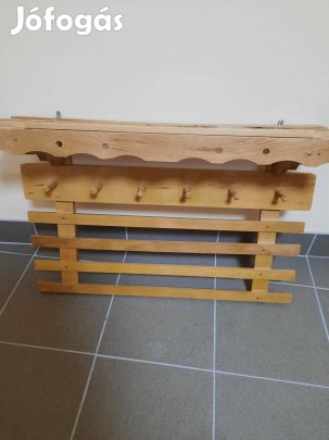 Kalaptartós előszoba fogas