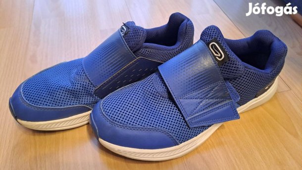 Kalenji gyerek tornacipő 39-es