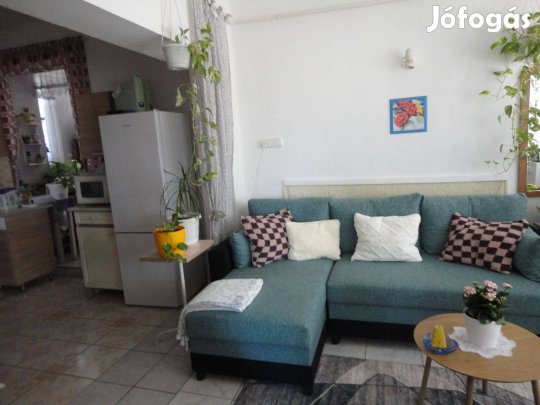 Kálmánházán 2 generációs családi ház eladó